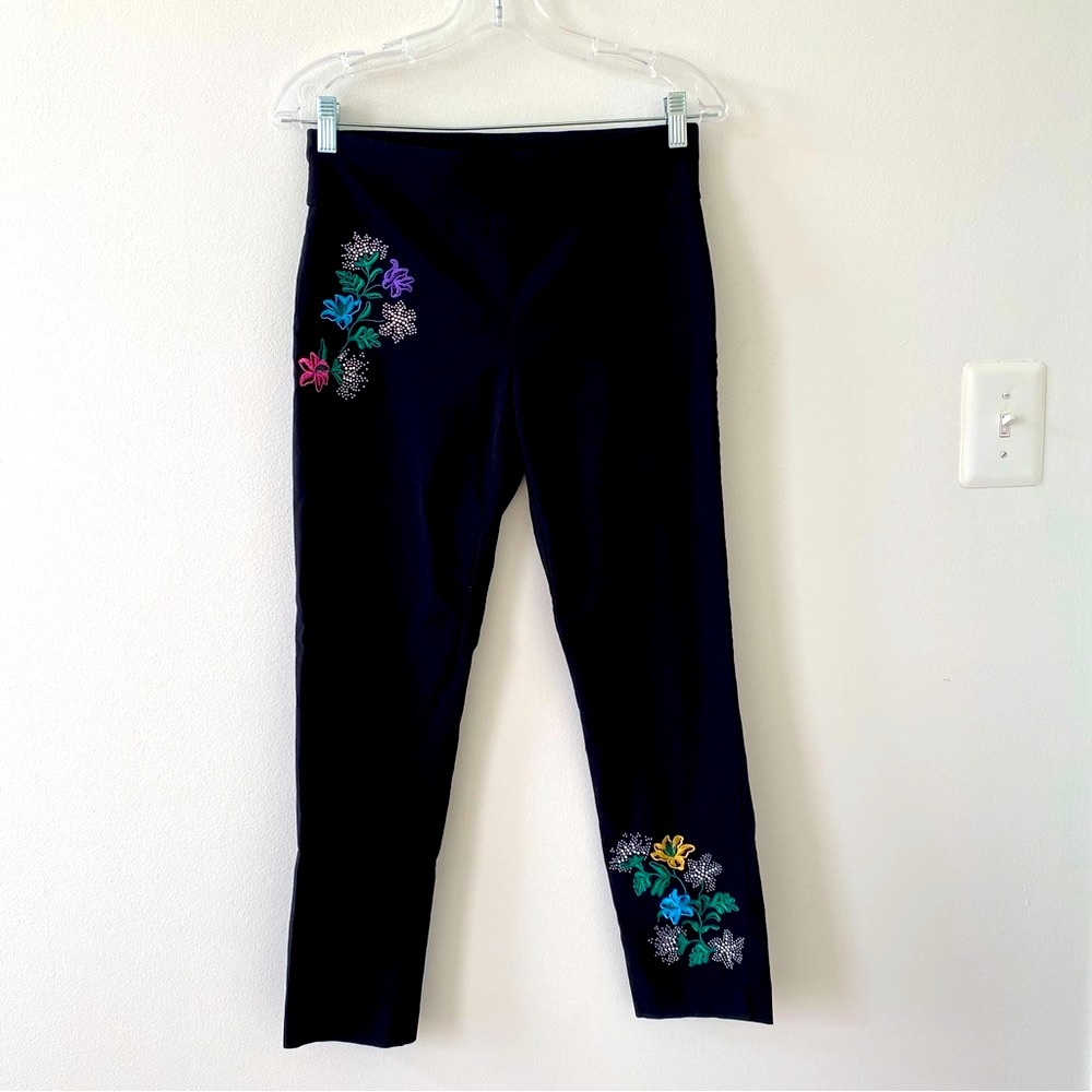 ATTYRE Women’s Embroidered Audrey Ankle Slim Leg Pull-on Pants Black